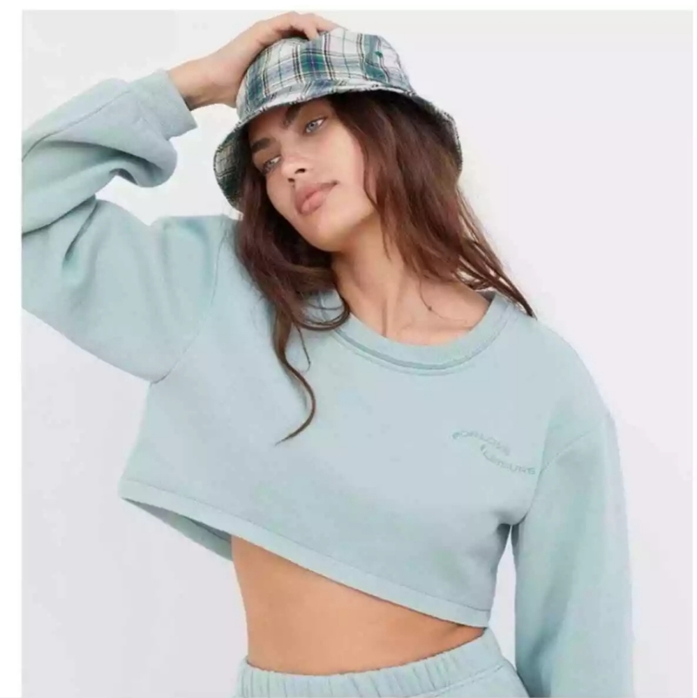 For Love & Lemons Josie Blue Cropped Crewneck Pullover Sweatshirt Size Medium